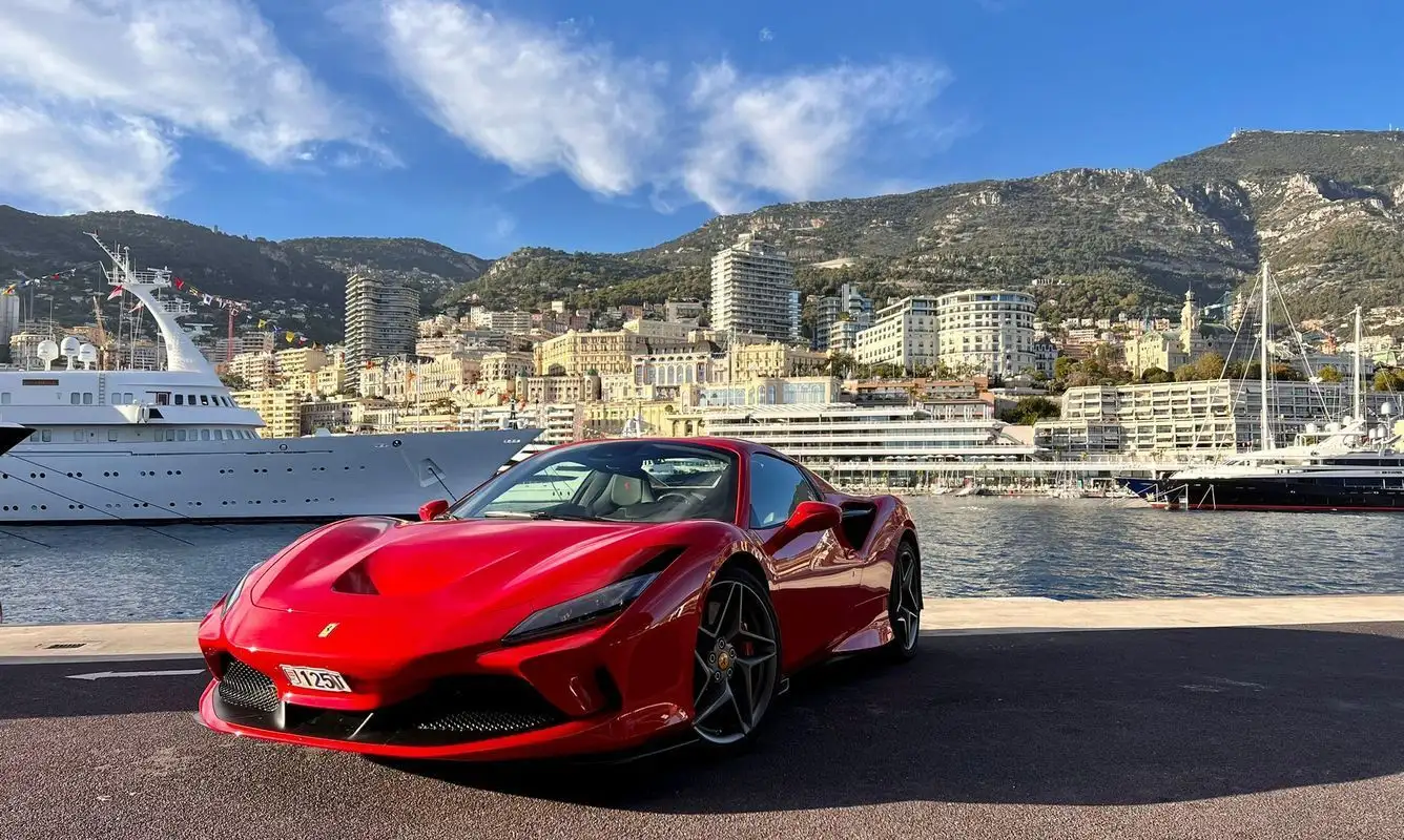 rent Ferrari F8 Spider rent Ferrari F8 Spider